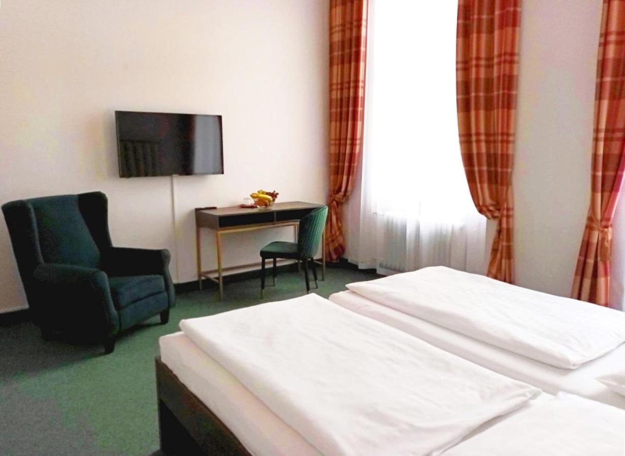 Hotel Maxim Mariánské Lázně Exteriör bild