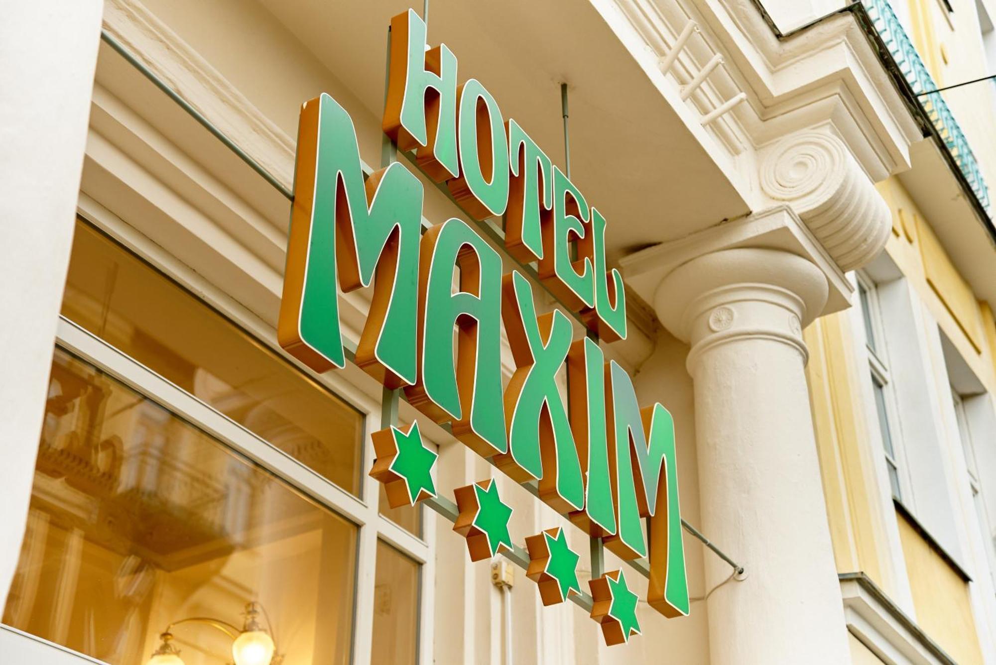 Hotel Maxim Mariánské Lázně Exteriör bild