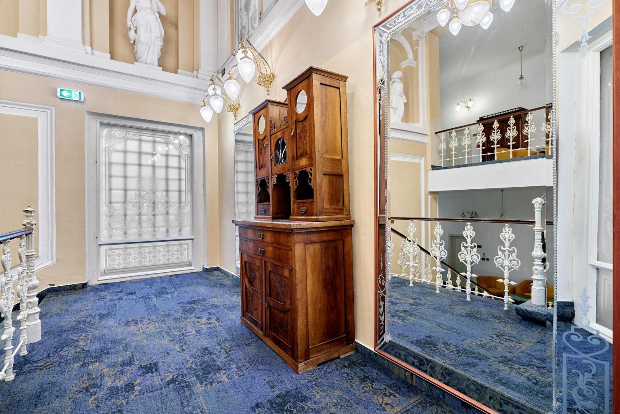 Hotel Maxim Mariánské Lázně Exteriör bild