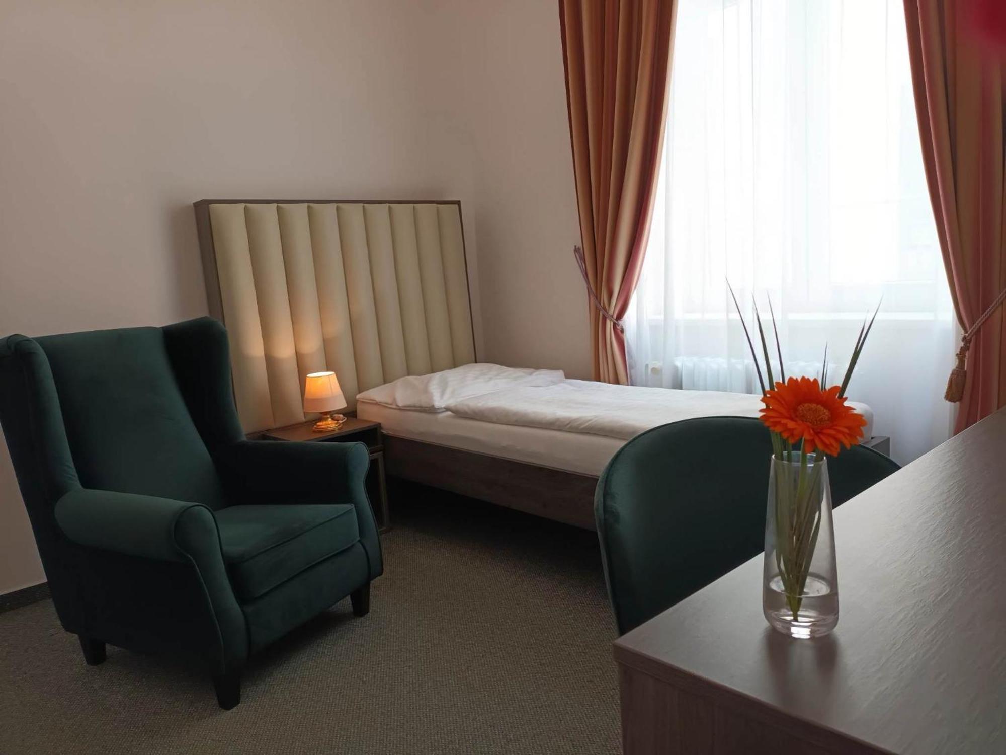 Hotel Maxim Mariánské Lázně Exteriör bild